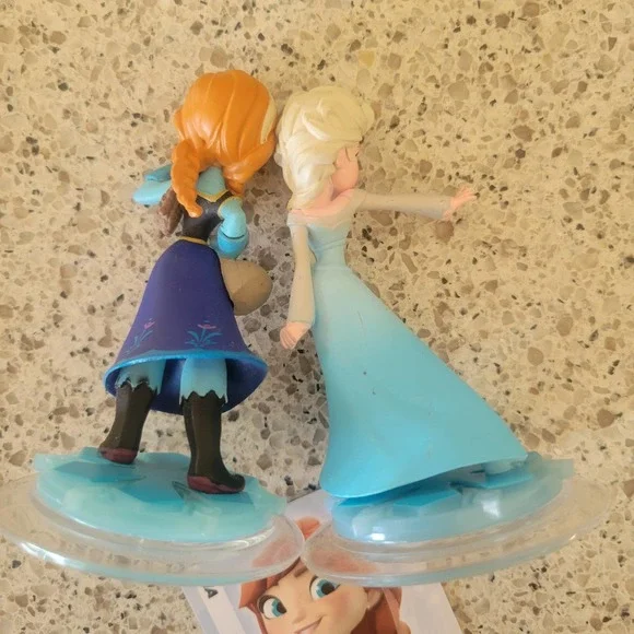 Elsa & Anna FROZEN DISNEY INFINITY 1.0 LOT Bundle Figure Characters/Card - Picture 5 of 7
